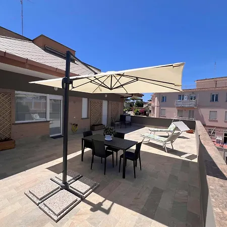 Attico Con Vista Circondato Dal Verde,a Due Passi Da Anzio,free Parking * Anzio
